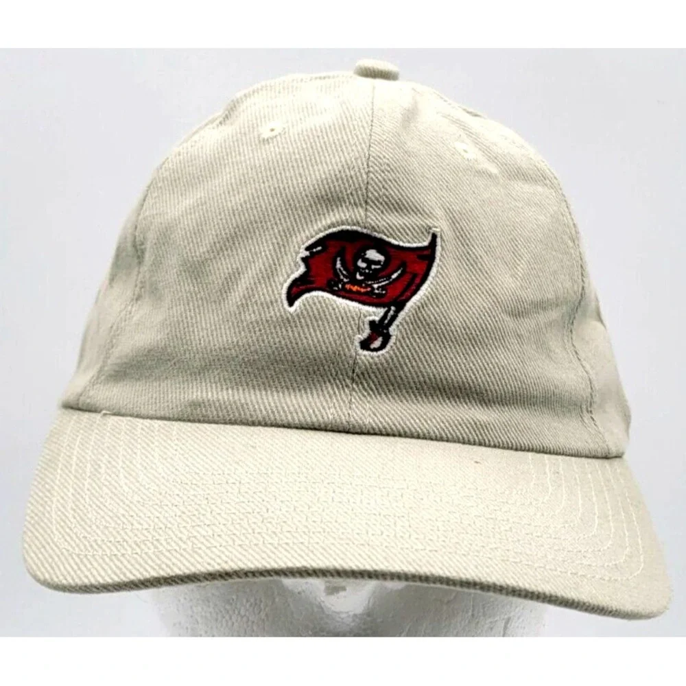 TAMPA BAY‎ BUCCANEERS HAT CAP STRAPBACK NFL BRANDED NFL ONE SIZE